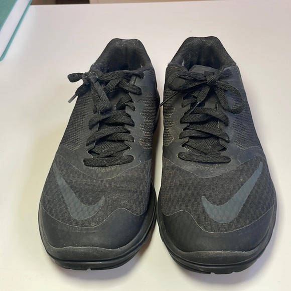Nike Shoes - Nike Black Sneakers